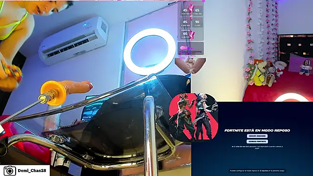 demi chan online show from May 19, 2026, 9:38 am