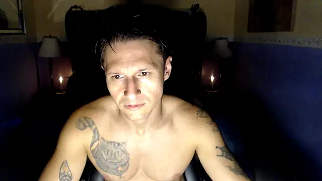 JamesMateo  online show from October 9, 2025, 3:40 am
