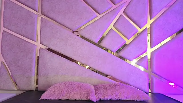 Snapshot of Zafiro_claire chatting on February 20, 2026, 4:53 pm Zafiro claire online show from February 20, 2026, 4:53 pm