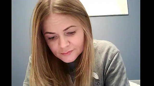 Snapshot of Ginger-bb chatting on December 1, 2025, 8:48 am Ginger-bb online show from December 1, 2025, 8:48 am