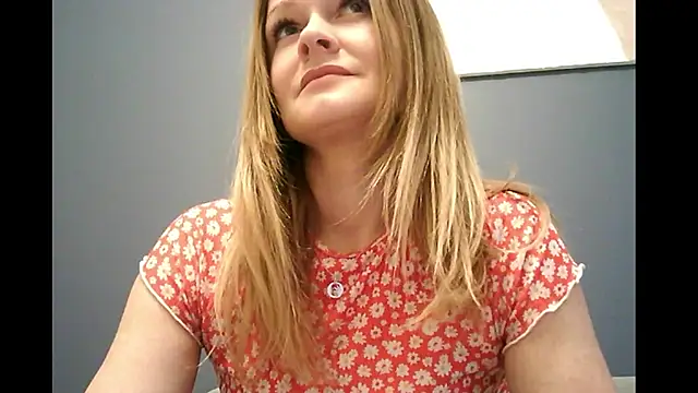 Snapshot of Ginger-bb chatting on November 13, 2025, 6:50 am Ginger-bb online show from November 13, 2025, 6:50 am