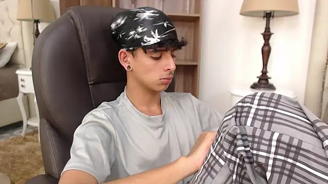 Ibratxandy online show from March 26, 2026, 7:12 pm