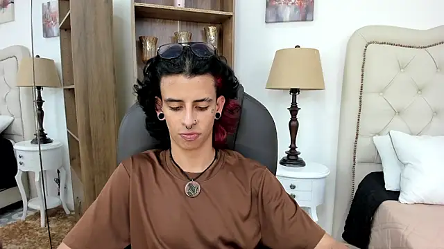 Ibratxandy online show from February 10, 2026, 9:14 pm