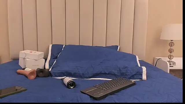 Snapshot of Rachel_Donnelly chatting on November 29, 2025, 4:34 am Rachel Donnelly online show from November 29, 2025, 4:34 am