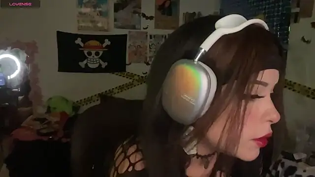 PixelKitty  online show from October 22, 2025, 11:36 pm