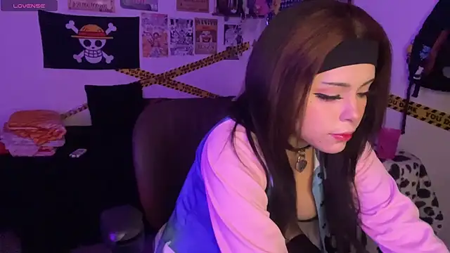 PixelKitty  online show from November 24, 2025, 1:16 am