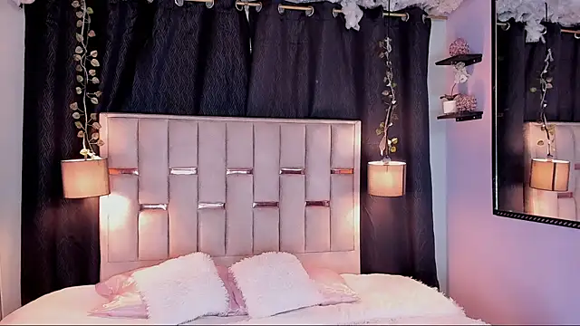 Hanzking01 online show from November 18, 2025, 3:21 am