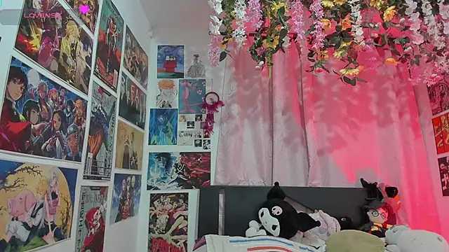 Snapshot of FluffyMelons chatting on February 22, 2026, 11:06 pm FluffyMelons online show from February 22, 2026, 11:06 pm