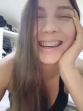 Snapshot of Arianna_Moss chatting on June 14, 2026, 10:00 pm Arianna Moss online show from June 14, 2026, 10:00 pm