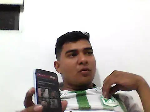 Snapshot of DeivanR_6 chatting on March 13, 2026, 1:54 am DeivanR 6 online show from March 13, 2026, 1:54 am