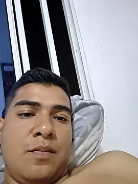 Snapshot of DeivanR_6 chatting on November 12, 2025, 4:27 am DeivanR 6 online show from November 12, 2025, 4:27 am