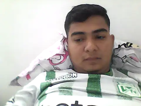 Snapshot of DeivanR_6 chatting on March 13, 2026, 2:11 pm DeivanR 6 online show from March 13, 2026, 2:11 pm