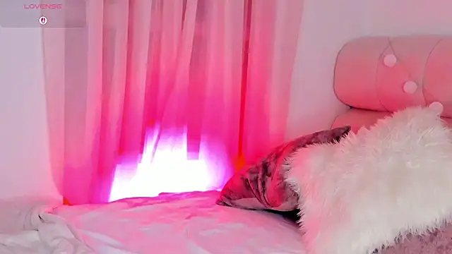 Snapshot of selene_phmoon chatting on April 6, 2026, 3:46 am selene phmoon online show from April 6, 2026, 3:46 am