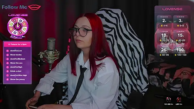 Chloe Lewiss online show from October 1, 2025, 3:27 pm