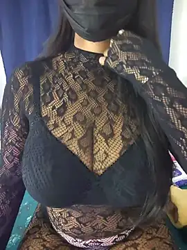 Snapshot of Ishu_Lovee chatting on June 27, 2026, 7:14 am Ishu Lovee online show from June 27, 2026, 7:14 am