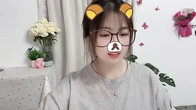 Amelia-babee online show from May 27, 2026, 12:01 pm