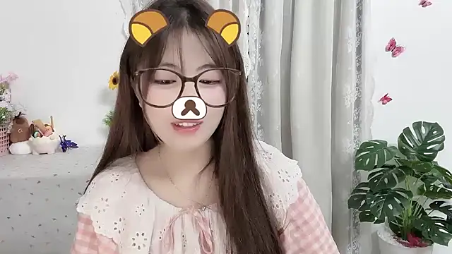Amelia-babee online show from June 10, 2026, 1:01 pm