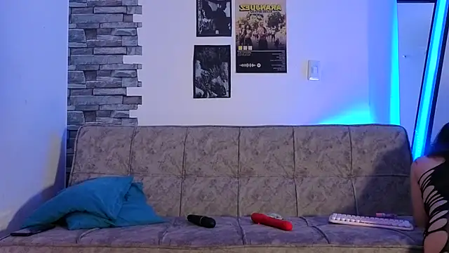 DavidAndClare online show from December 3, 2025, 1:43 pm