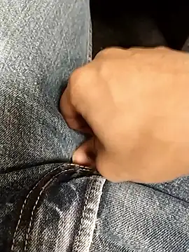 Ajayy01 online show from December 18, 2025, 3:27 pm