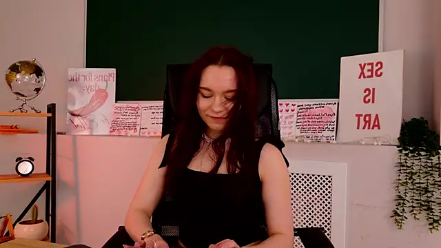 Snapshot of NoraHaynes chatting on May 17, 2026, 3:17 am NoraHaynes online show from May 17, 2026, 3:17 am
