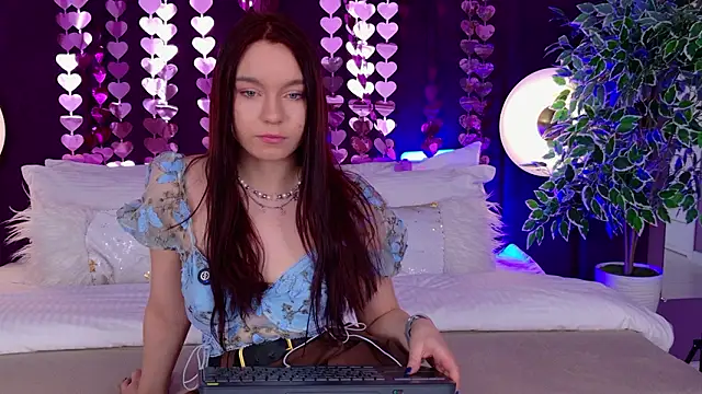 Snapshot of NoraHaynes chatting on February 3, 2026, 3:15 am NoraHaynes online show from February 3, 2026, 3:15 am