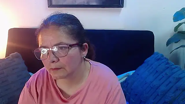Snapshot of Linda_banks_ chatting on June 25, 2026, 2:09 am Linda banks online show from June 25, 2026, 2:09 am