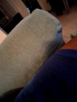 Snapshot of pullitoff chatting on October 28, 2025, 12:22 am pullitoff online show from October 28, 2025, 12:22 am