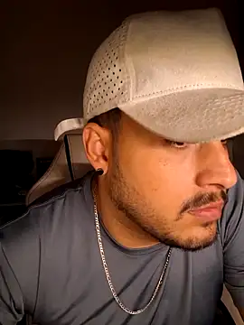 Mineirinhoot online show from December 19, 2025, 3:21 am