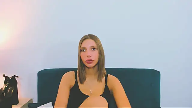 EmmaGorgeous online show from December 22, 2025, 7:03 pm