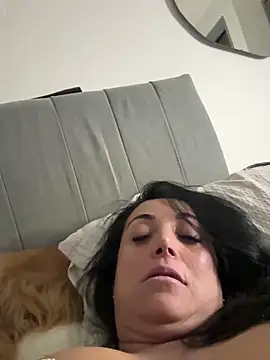 Snapshot of hotadhara01 chatting on February 28, 2026, 9:53 am hotadhara01 online show from February 28, 2026, 9:53 am