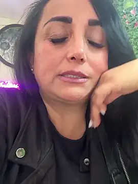 Snapshot of hotadhara01 chatting on February 4, 2026, 6:03 pm hotadhara01 online show from February 4, 2026, 6:03 pm