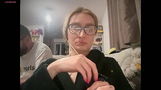 harleyblair online show from April 21, 2026, 10:05 pm