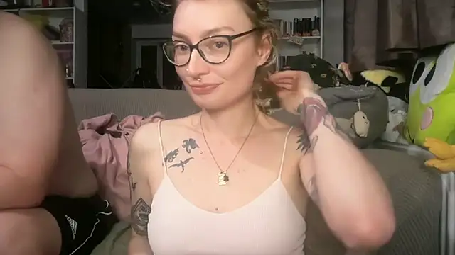 harleyblair online show from July 14, 2026, 2:05 am