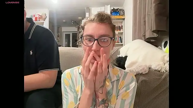 Snapshot of harleyblair chatting on February 4, 2026, 11:00 pm harleyblair online show from February 4, 2026, 11:00 pm