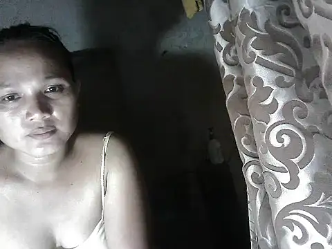 lady helen00 online show from October 15, 2025, 11:18 am