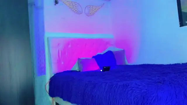 HANNAH BACKERS online show from October 11, 2025, 11:17 pm