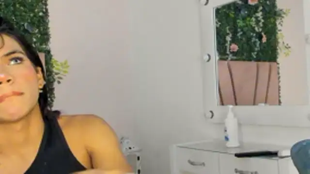 Snapshot of bxby_dolls chatting on November 20, 2025, 3:29 am bxby dolls online show from November 20, 2025, 3:29 am