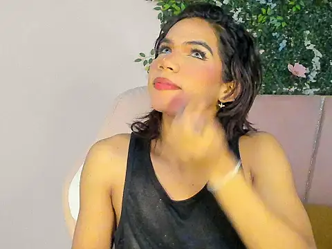 Snapshot of bxby_dolls chatting on November 19, 2025, 2:00 am bxby dolls online show from November 19, 2025, 2:00 am