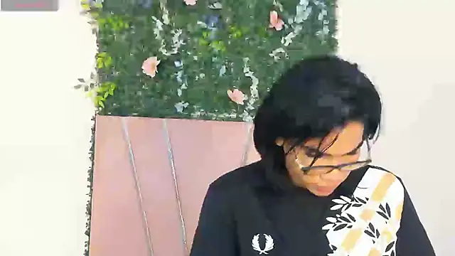 Snapshot of bxby_dolls chatting on November 26, 2025, 12:32 am bxby dolls online show from November 26, 2025, 12:32 am