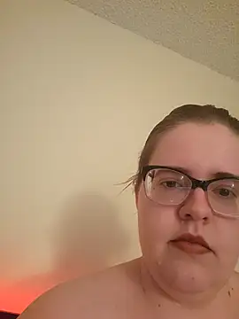 VeiledMuse online show from March 17, 2026, 1:30 am