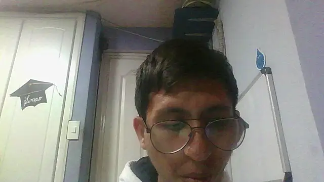 Snapshot of Ethancito202 chatting on October 16, 2025, 9:56 pm Ethancito202 online show from October 16, 2025, 9:56 pm