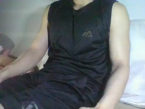 malacobi0 online show from March 1, 2026, 6:08 pm