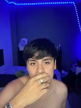 Snapshot of Kailertwink chatting on February 26, 2026, 4:23 am Kailertwink online show from February 26, 2026, 4:23 am