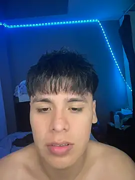 Kailertwink online show from March 19, 2026, 3:06 am