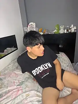 Snapshot of Kailertwink chatting on November 14, 2025, 4:16 am Kailertwink online show from November 14, 2025, 4:16 am