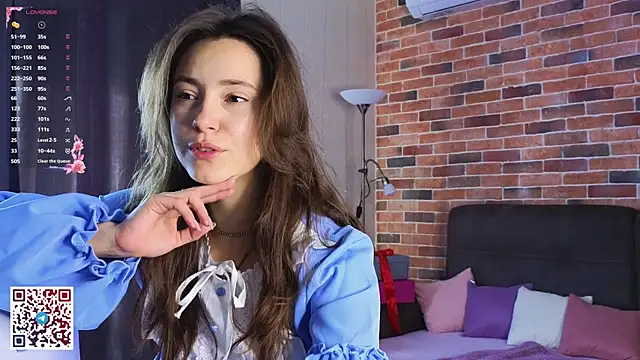 Snapshot of JasminDoroti chatting on October 13, 2025, 6:04 am JasminDoroti online show from October 13, 2025, 6:04 am