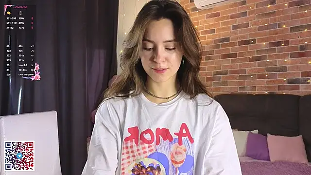 Snapshot of JasminDoroti chatting on October 20, 2025, 6:15 am JasminDoroti online show from October 20, 2025, 6:15 am