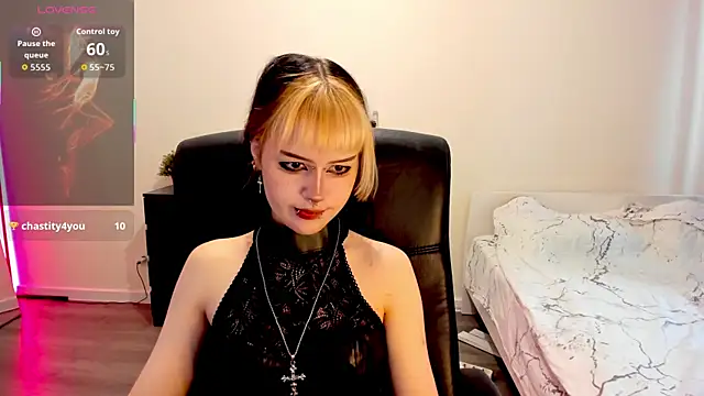 LiyaLuna online show from November 20, 2025, 10:27 am