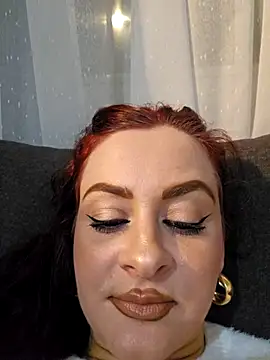 ShineBright88 online show from February 26, 2026, 6:52 pm