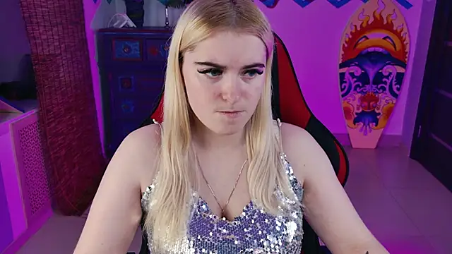 Stef Nicks online show from November 7, 2025, 9:03 am